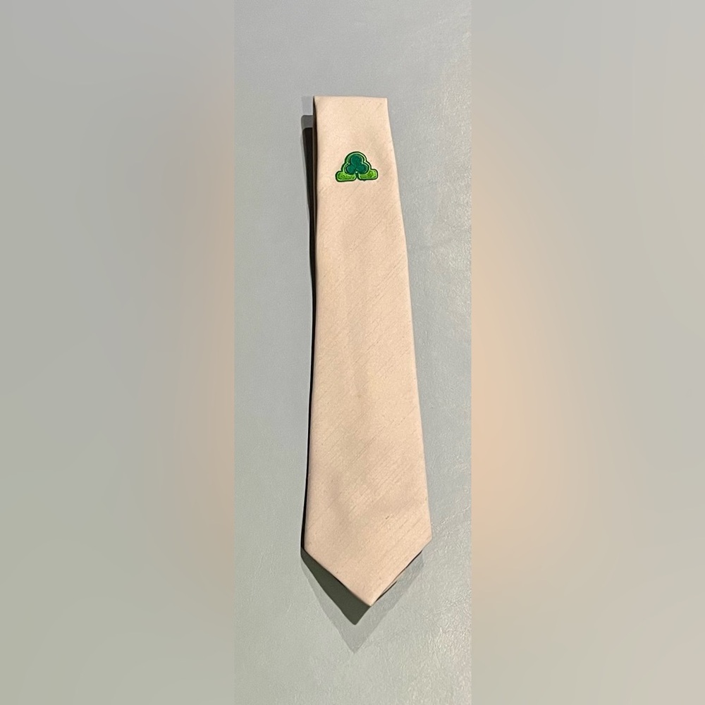 Club Crawatte Crefeld Silver Tie with Green Logo